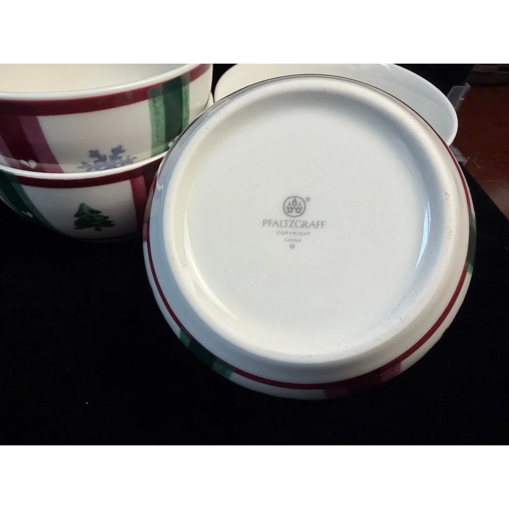 Pfaltzgraff Christmas Heritage Cereal Soup Bowls Set of 4‎ Winter Tree Mitten
